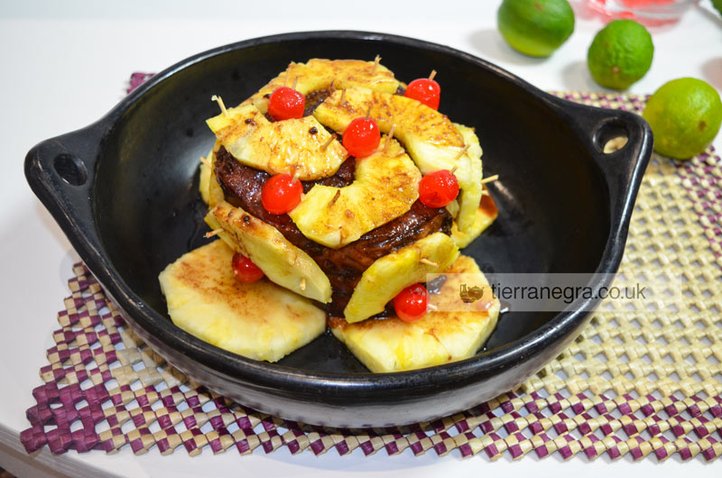 Latin American Christmas ham with pineapple, moscovado sugar and spices